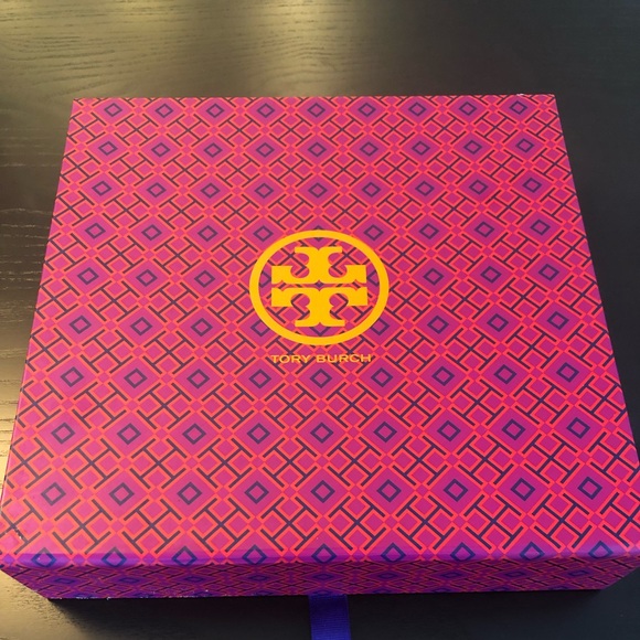 Tory Burch Clover Necklace - Picture 2 of 5